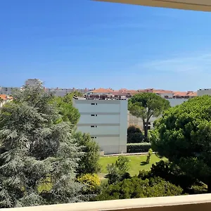 Appartement Plage - 50m2 Au Calme, Tout à Pieds, Fréjus