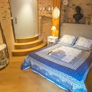 https://le-compostelle-de-conques.midi-pyreneeshotels.com